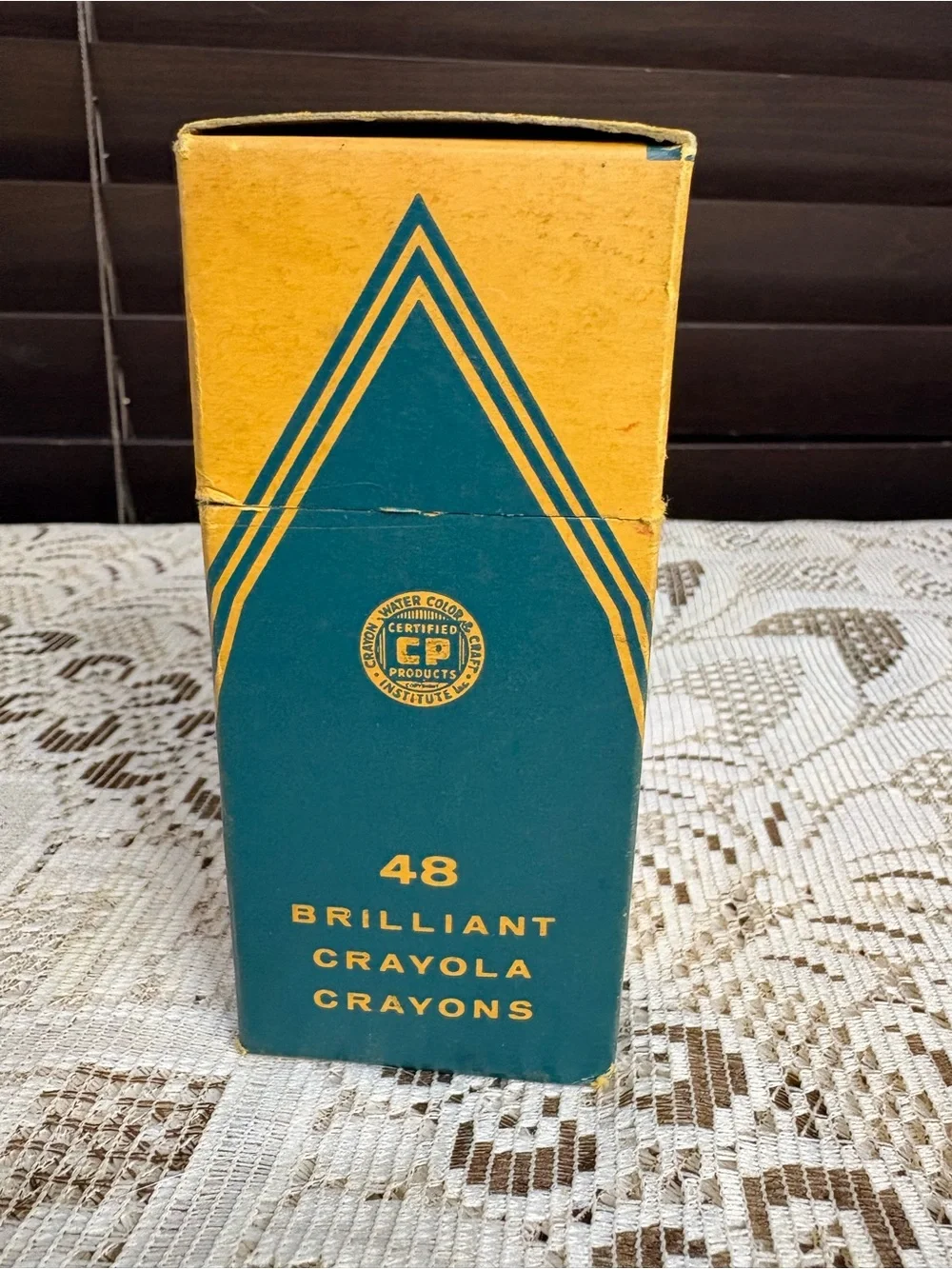 Crayola 48-Count Crayons Box in Yellow and Teal